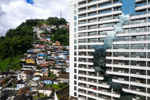 Triennale Milano 2025: Inequalities mette in mostr...