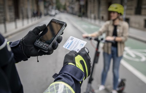 Monopattini, Rc obbligatoria dal 16 luglio: cosa cambia davvero per chi circola in Italia e FAQ