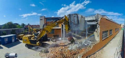 Sesto San Giovanni, Nichelcrom investe nei siti produttivi: demolito un capannone per fare spazio a un nuovo impianto